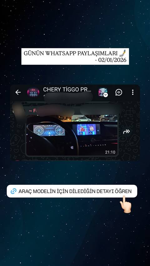 Bir WhatsApp grubunda paylasilan, arac ici gosterge paneli ve multimedya ekraninin gece cekilmis fotografi.